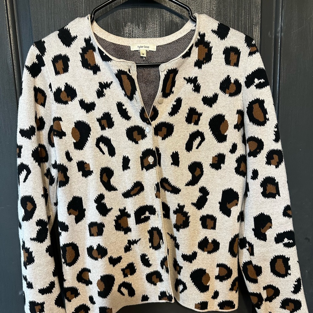Cardigan Sweater leopard print